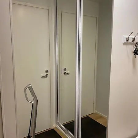 Entire Flat Downtown With Sauna & Garage Space * Βάασα